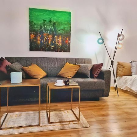 Lovely Ultracentral Apartment With Parking Cluj-Napoca Ngoại thất bức ảnh