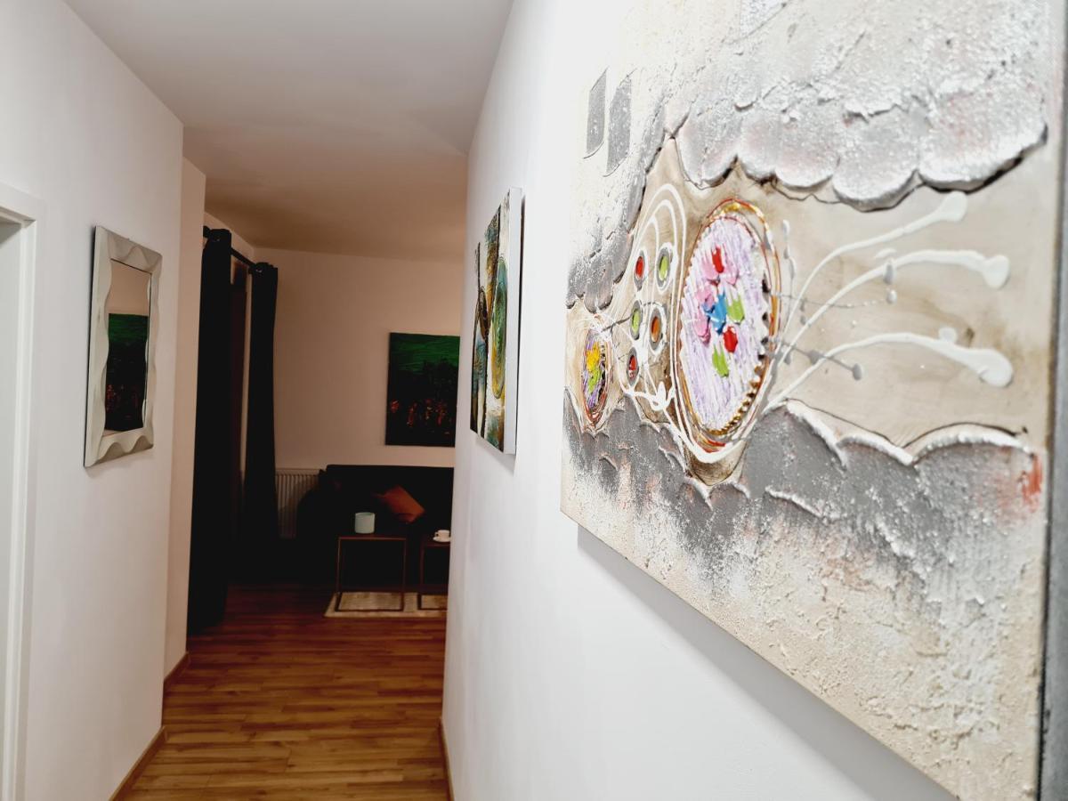 Lovely Ultracentral Apartment With Parking Cluj-Napoca Ngoại thất bức ảnh