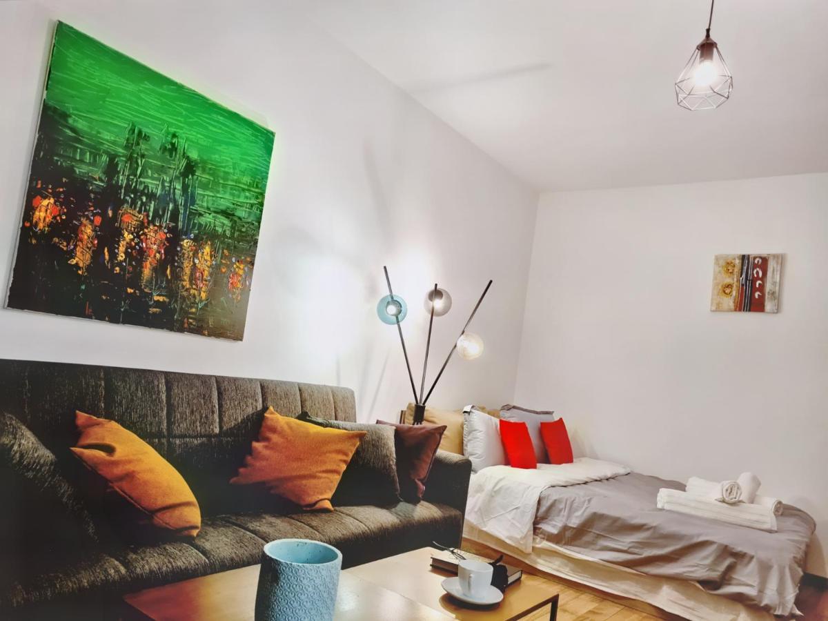Lovely Ultracentral Apartment With Parking Cluj-Napoca Ngoại thất bức ảnh
